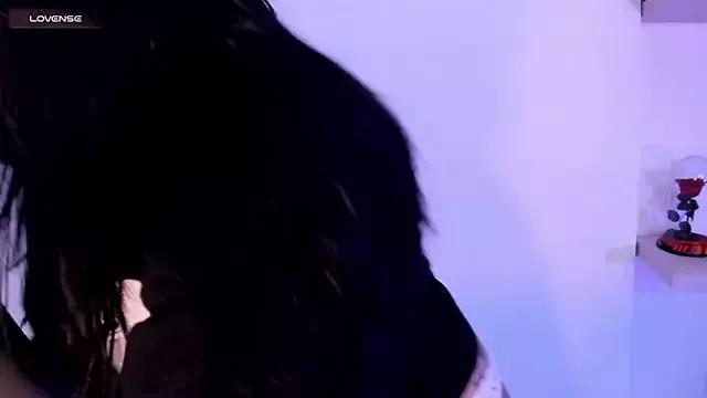 vangie_ from StripChat is Freechat