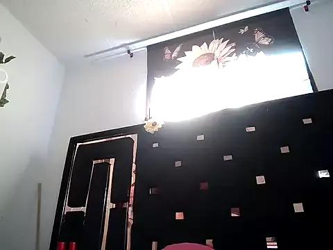 vegacristal88 from StripChat is Freechat