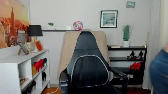 Velvet_Jasmine from StripChat is Freechat