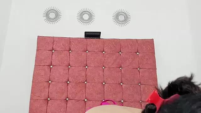 venus_firekiss from StripChat is Freechat
