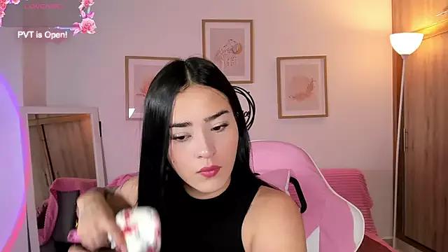 Veronica_isaza__ from StripChat is Freechat