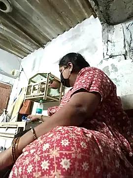 Villageanuty from StripChat is Freechat