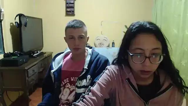 Violet_And_Smith from StripChat is Freechat