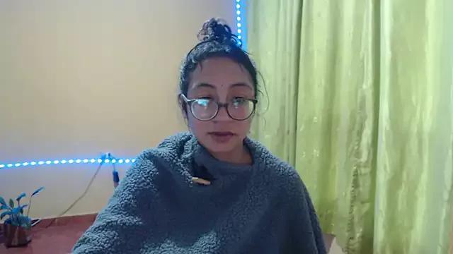Violet_And_Smith from StripChat is Freechat