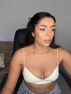 violettaa18 from StripChat is Freechat