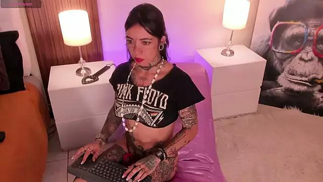 ViolettaAlemida from StripChat is Freechat