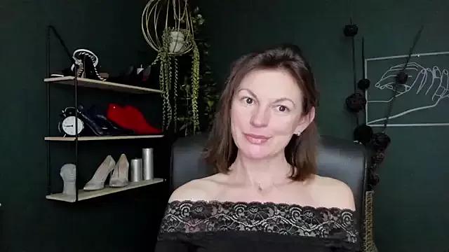 VivianWILD from StripChat is Freechat