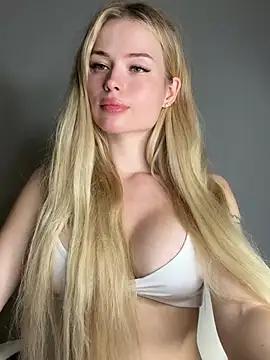 Vladamais from StripChat is Freechat