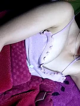 Wella-bae from StripChat is Freechat