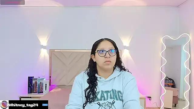 whitney_tay from StripChat is Freechat