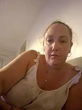Wisie_Cutie from StripChat is Freechat
