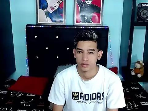 x_oliver_x from StripChat is Freechat