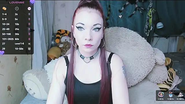 XNuka_Flower_LoverX from StripChat is Freechat