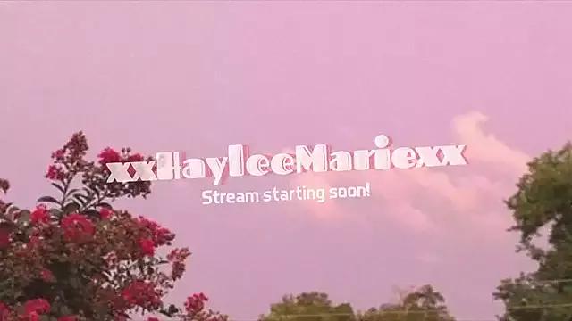 xxhayleemariexx from StripChat is Freechat