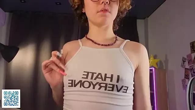 YaniraHalliburton from StripChat is Freechat