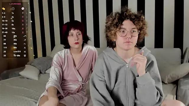 YaniraHalliburton from StripChat is Freechat