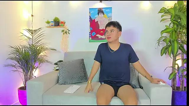 Young_Ben from StripChat is Freechat