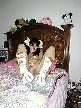 Your-horny-petite from StripChat is Freechat