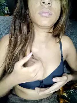 Your___Moonlight from StripChat is Freechat