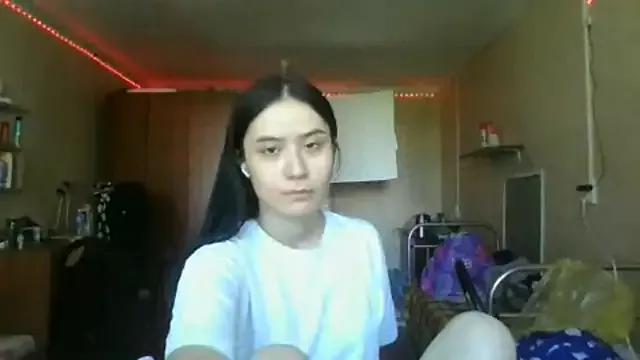your_mari from StripChat is Freechat