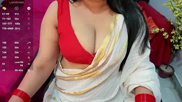 YourKittuu from StripChat is Freechat