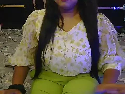 yours-ishika from StripChat is Freechat
