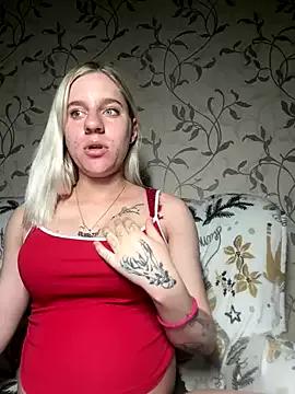 YourSunnyBabyLove from StripChat is Freechat
