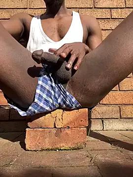 ZeusBlackDick from StripChat is Freechat